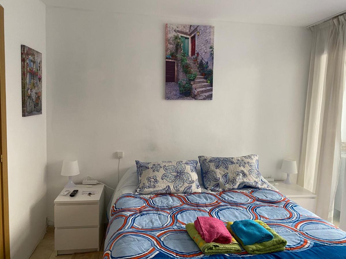 Malaga Centro Habitaciones Privada En Apartamento Compartidos Exterior photo