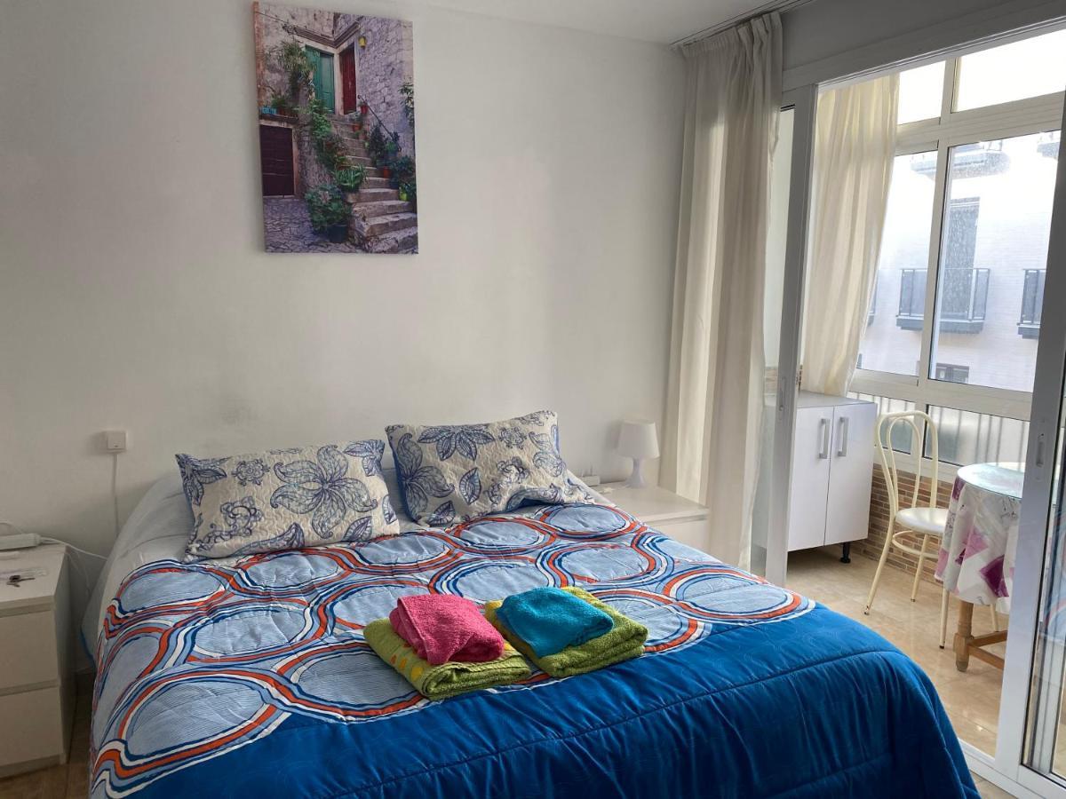 Malaga Centro Habitaciones Privada En Apartamento Compartidos Exterior photo