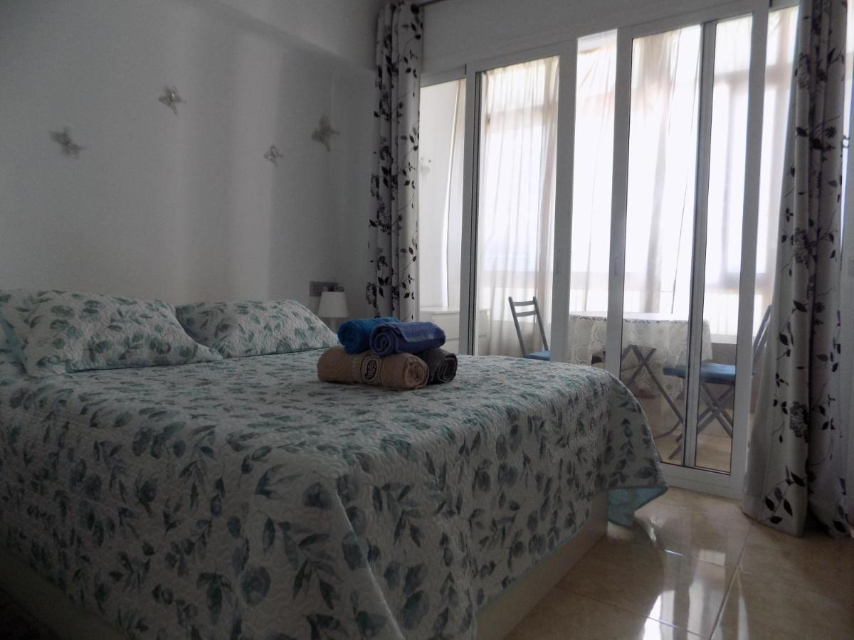 Malaga Centro Habitaciones Privada En Apartamento Compartidos Exterior photo