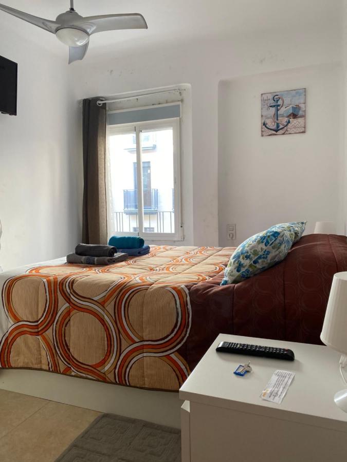 Malaga Centro Habitaciones Privada En Apartamento Compartidos Exterior photo