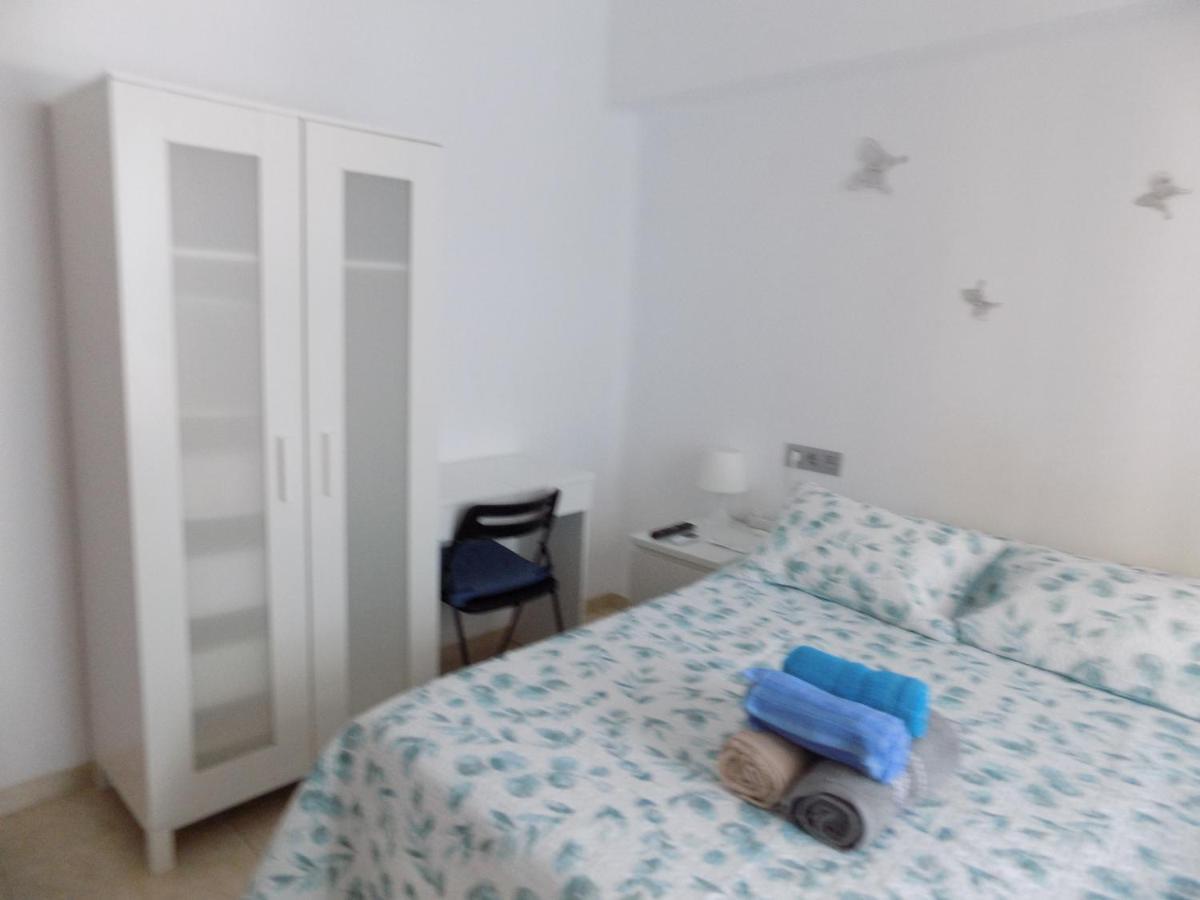 Malaga Centro Habitaciones Privada En Apartamento Compartidos Exterior photo