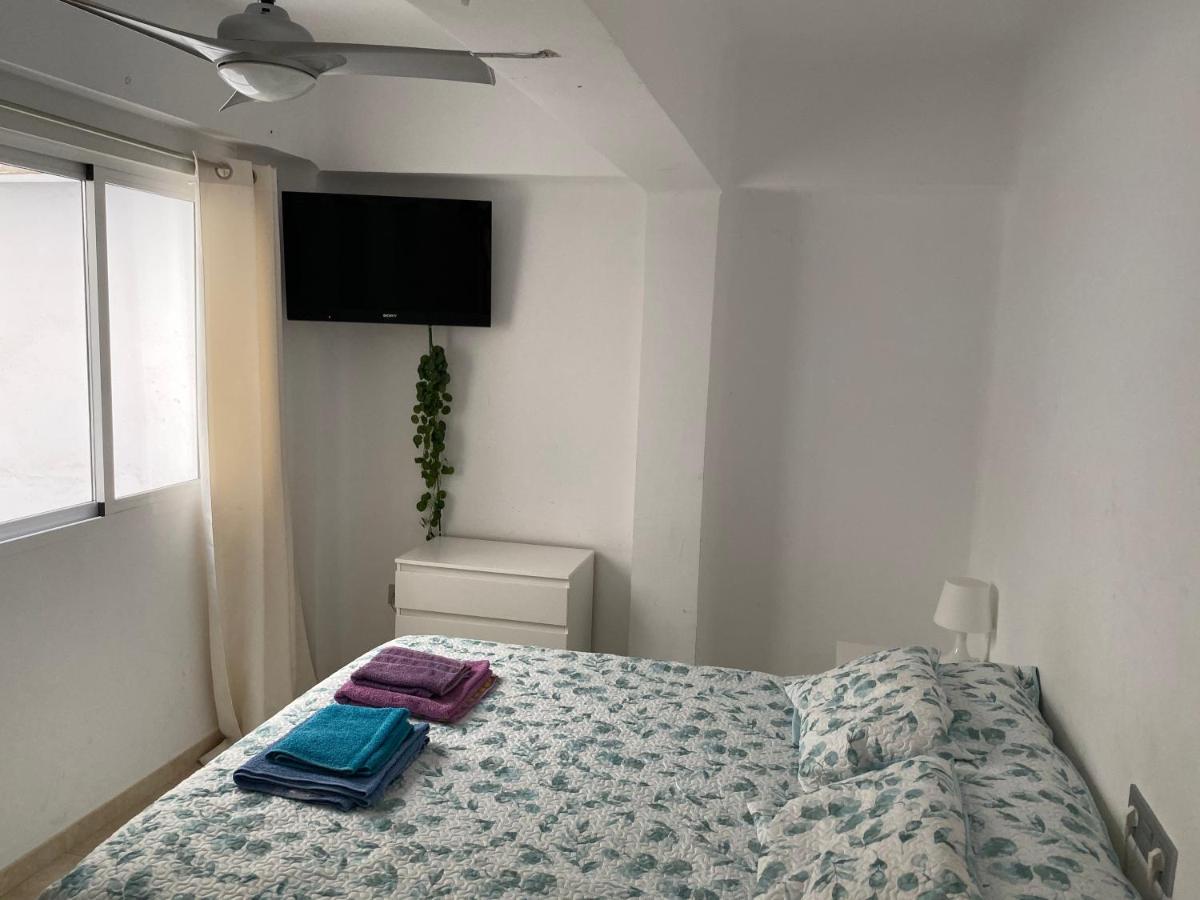 Malaga Centro Habitaciones Privada En Apartamento Compartidos Exterior photo